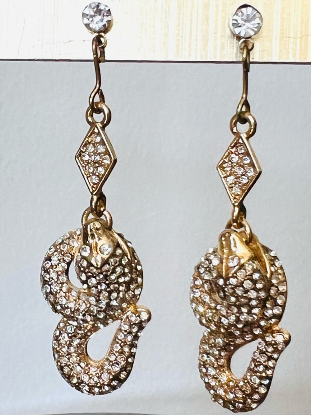 V by Eva Jeanbart-Lorenzotti vintage snake 🐍 crystal pave’ dangle earrings